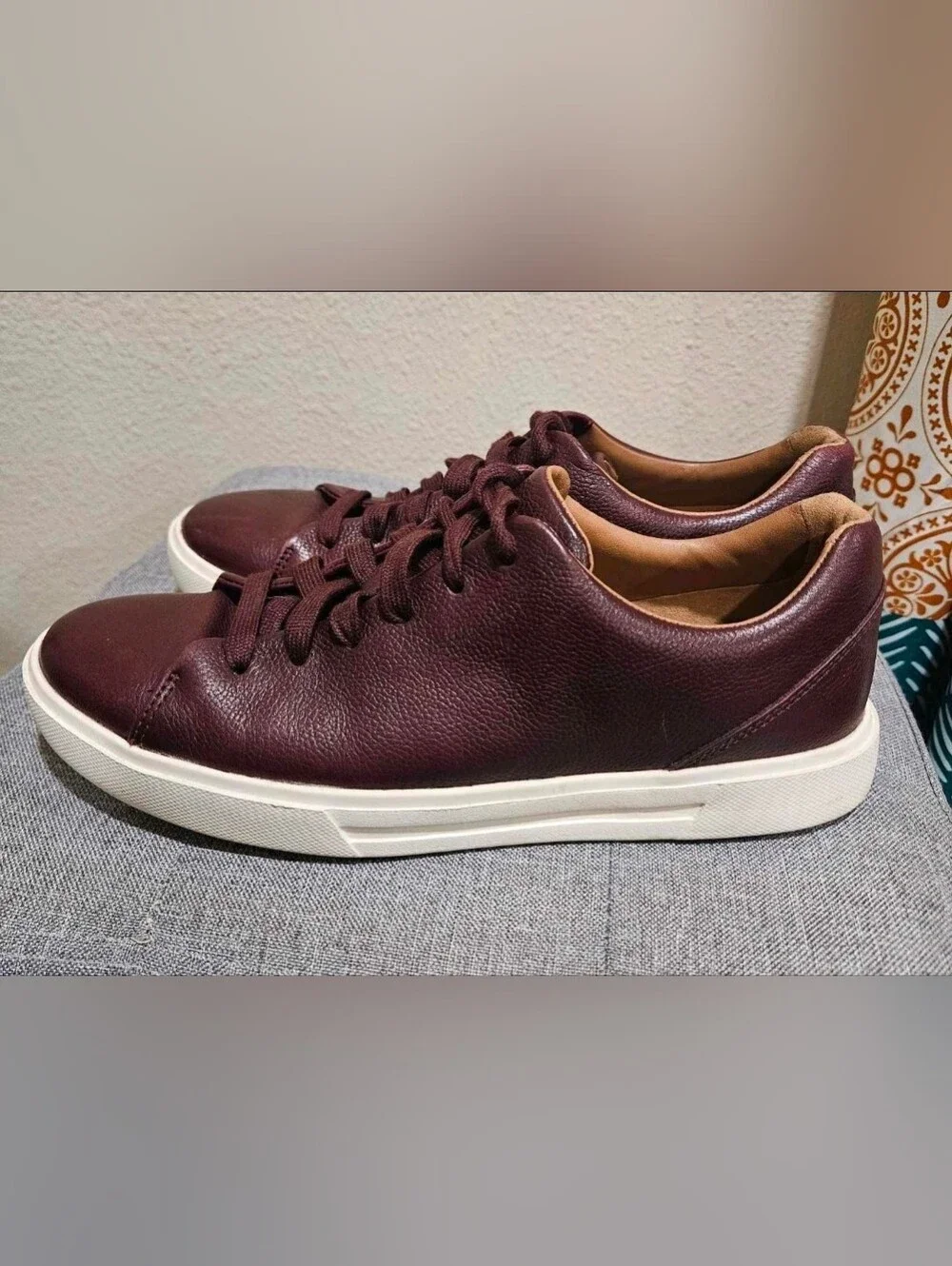 Clarks Un Costa Lace sneakers in ox-blood leather